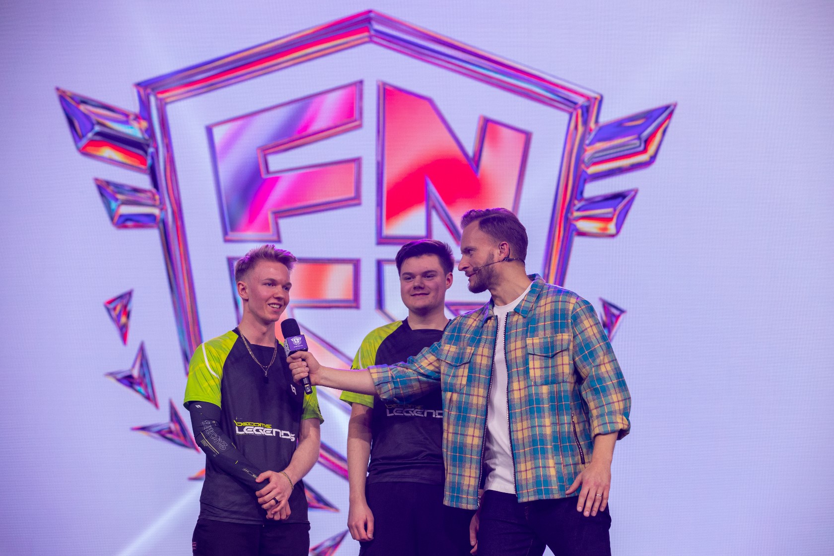 Duet Kami i Setty okazał się bezkonkurecyjny! Polacy zdobyli Królewskie Zwycięstwo w Fortnite na FNCS Invitational 2022!