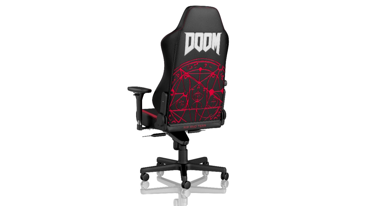 noblechairs i Bethesda zaprezentowały piekielny fotel dla graczy: noblechairs HERO Gaming Chair - DOOM Edition