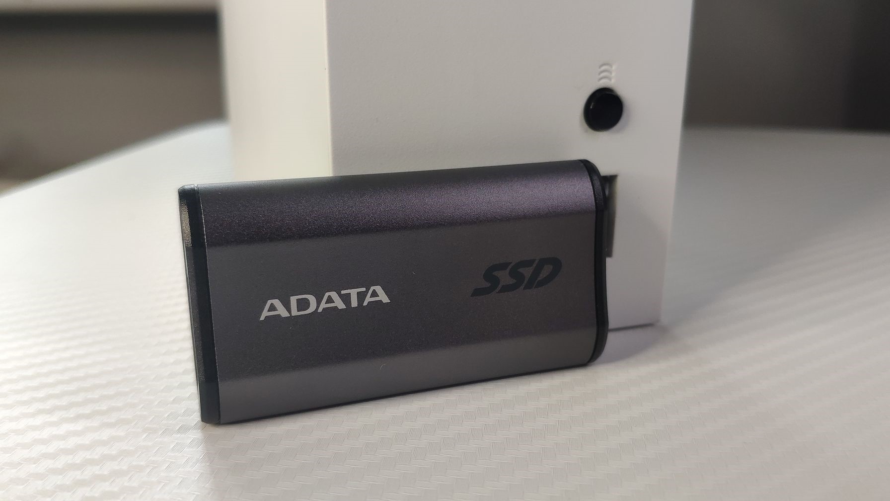 Malutka ADATA SE880 Elite External SSD Gen2 x2 Type-C 1TB zaskoczy Was pozytywnie swoja kompaktowością!