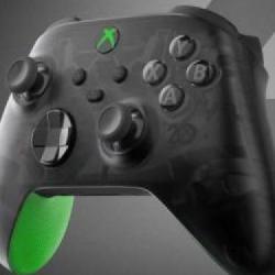 20 lat Xboxa uczczono dodatkowo prezentujący wyjątkowy kontroler oraz słuchawki i nie tylko....