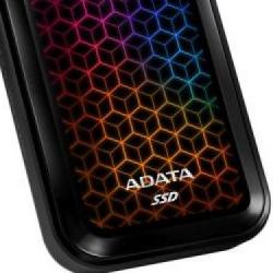 ADATA SSD SE770G to nowy szybki moduł zewnętrzny z efektownym podświetleniem