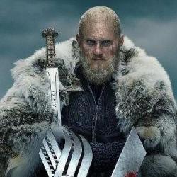 Amazon Prime Video zaprezentował oficjalny zwiastun finałowego sezonu serialu Vikings - Wikingowie. Zbliża się zakończenie opowieści