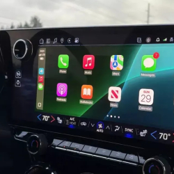 Apple rozwiązało jeden z największych problemów CarPlay