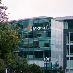 Microsoft pracuje nad własnym zestawem wirtualnej rzeczywistości? Złożony przez firmę patent zdaje się to potwierdzać
