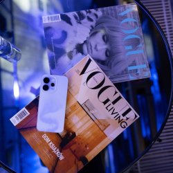 OPPO Reno15 5G inspirowane zorzami polarnymi łączy modę z technologią