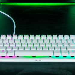 Razer Huntsman V3 Pro Mini White Edition – kompaktowa klawiatura dla wymagających graczy