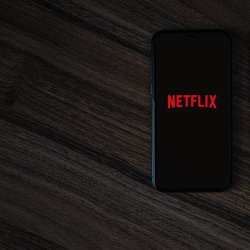 Top 10 seriali Netflix, w których na czele Freestyle, Serce w chmurach i Ehrengard Sztuka uwodzenia 