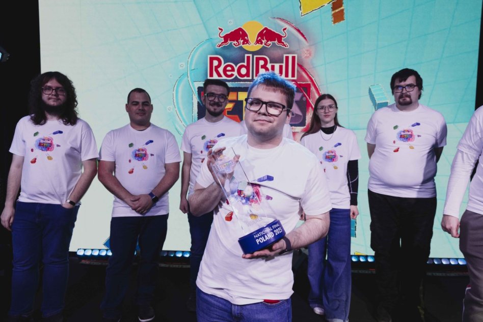 Bartosz „Świdr” Świderski mistrzem Polski w Red Bull Tetris