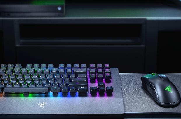 Razer zaprezentował bezprzewodową myszkę i klawiaturę dla Xbox One!