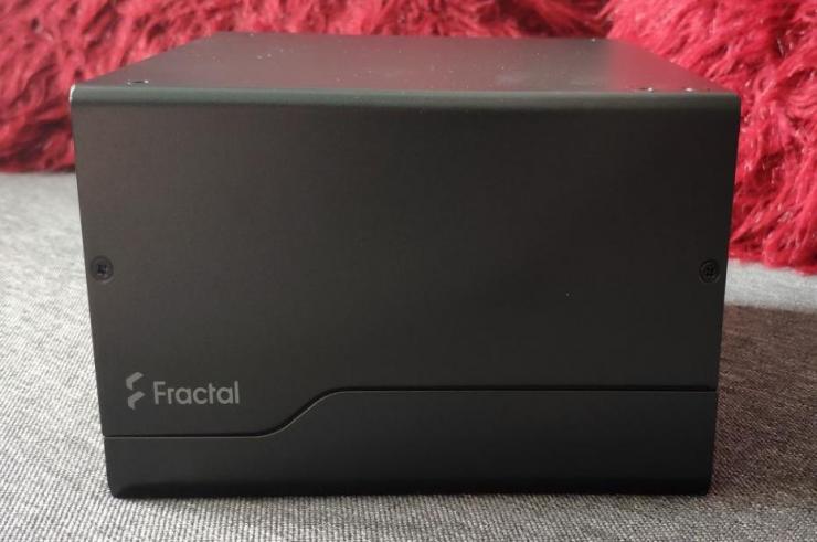 Recenzja Fractal Design ION Gold 750W - Cichego, wydajnego, modularnego i niemal idealnego zasilacza