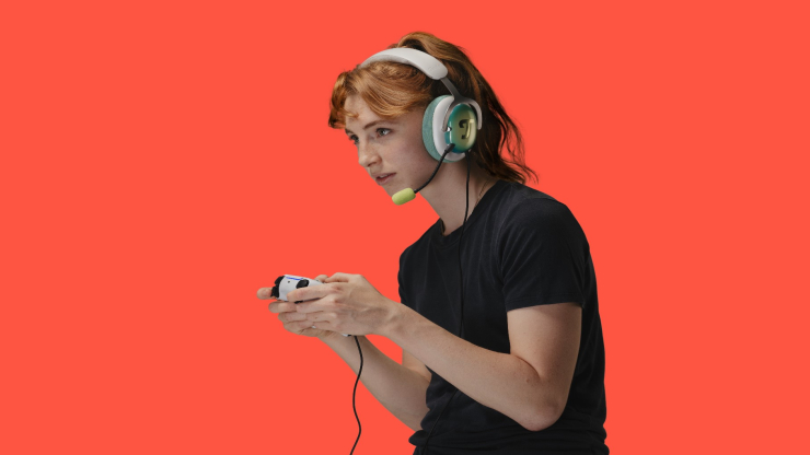 Teufel zapowiedział Teufel Zola, nowe, kolorowe słuchawki dla graczy  z systemem 7.1 i DTS Headphone: X 2.0