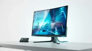 32-calowy monitor Alienware z matrycą Tandem OLED i ekranem 4K w nowoczesnym ujęciu produktowym