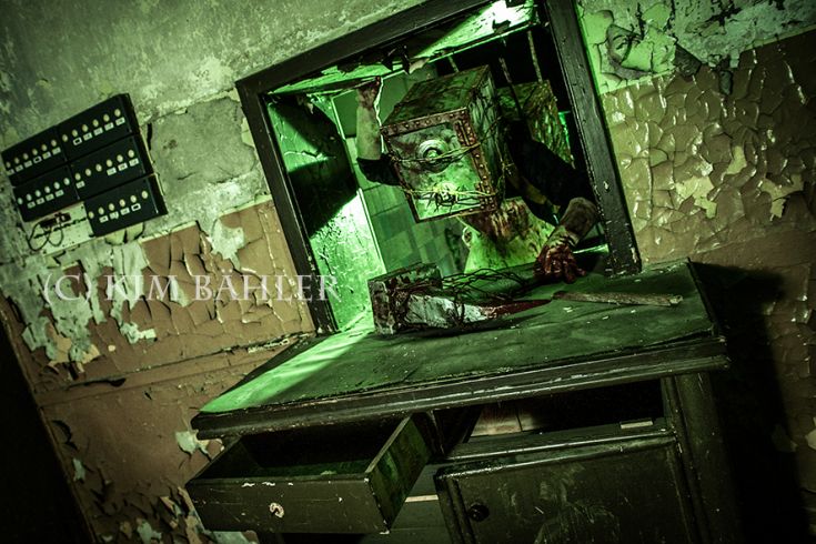 here_comes_keepy_____the_keeper_costume_by_corroder666-d8uyh15